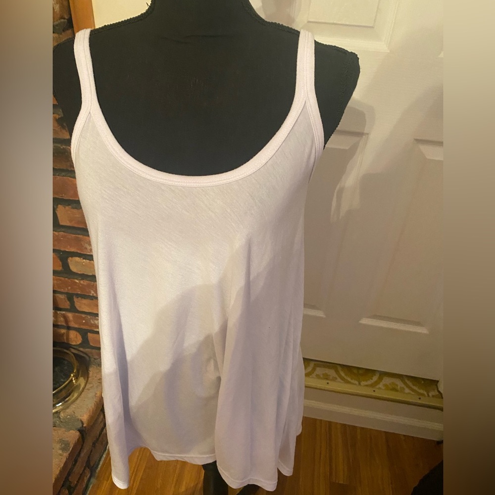 So Nikki Girls Size XL(16) White Flowy Spaghetti Strap Tank.  Gently Used